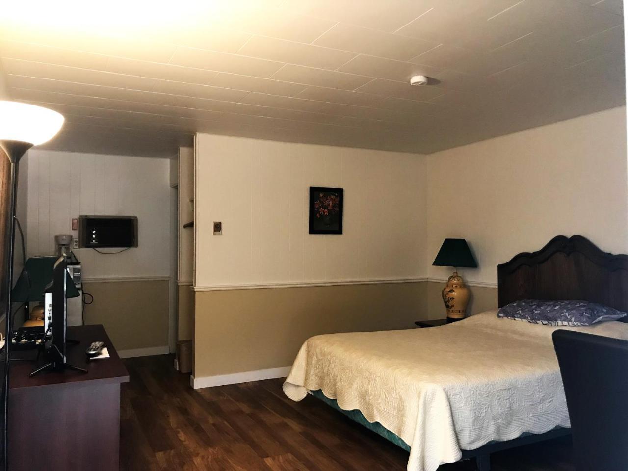 Tumbleweed Motel Cache Creek Bagian luar foto