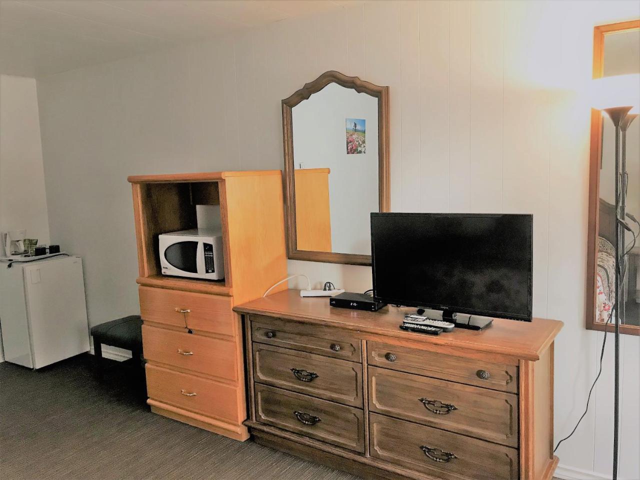 Tumbleweed Motel Cache Creek Bagian luar foto